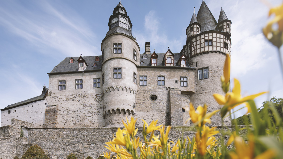 Hexen, Musen, Herrscherinnen – Die Frauen von Schloss Bürresheim-